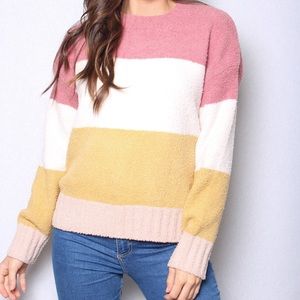 NWT Women's Fuzzy Color Block Long Sleeves Pullover Sweater